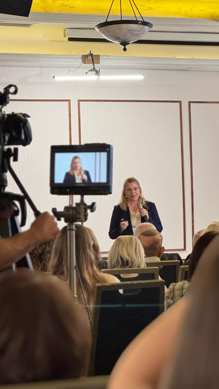 הדרכה על חלבון בגיל המעבר